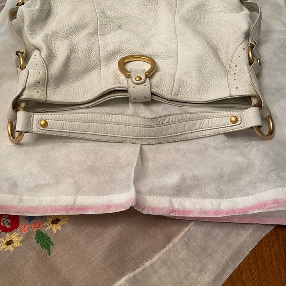 Franco Sarto white pebbled leather handbag - Picture 3 of 9